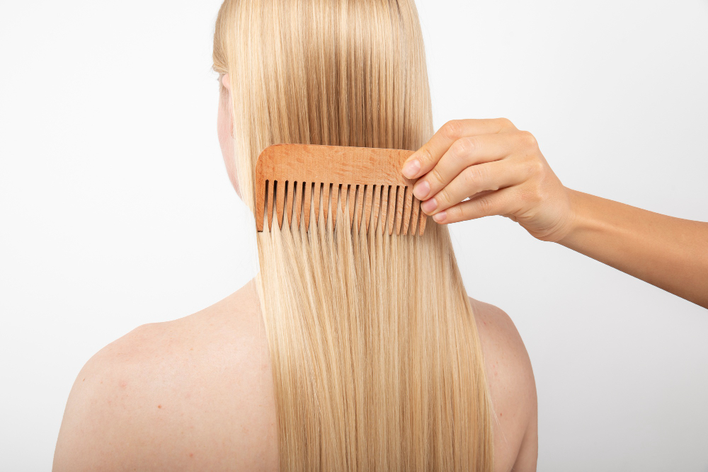 Capelli fini, radi o diradati: come distinguere e prendersi cura della tua chioma